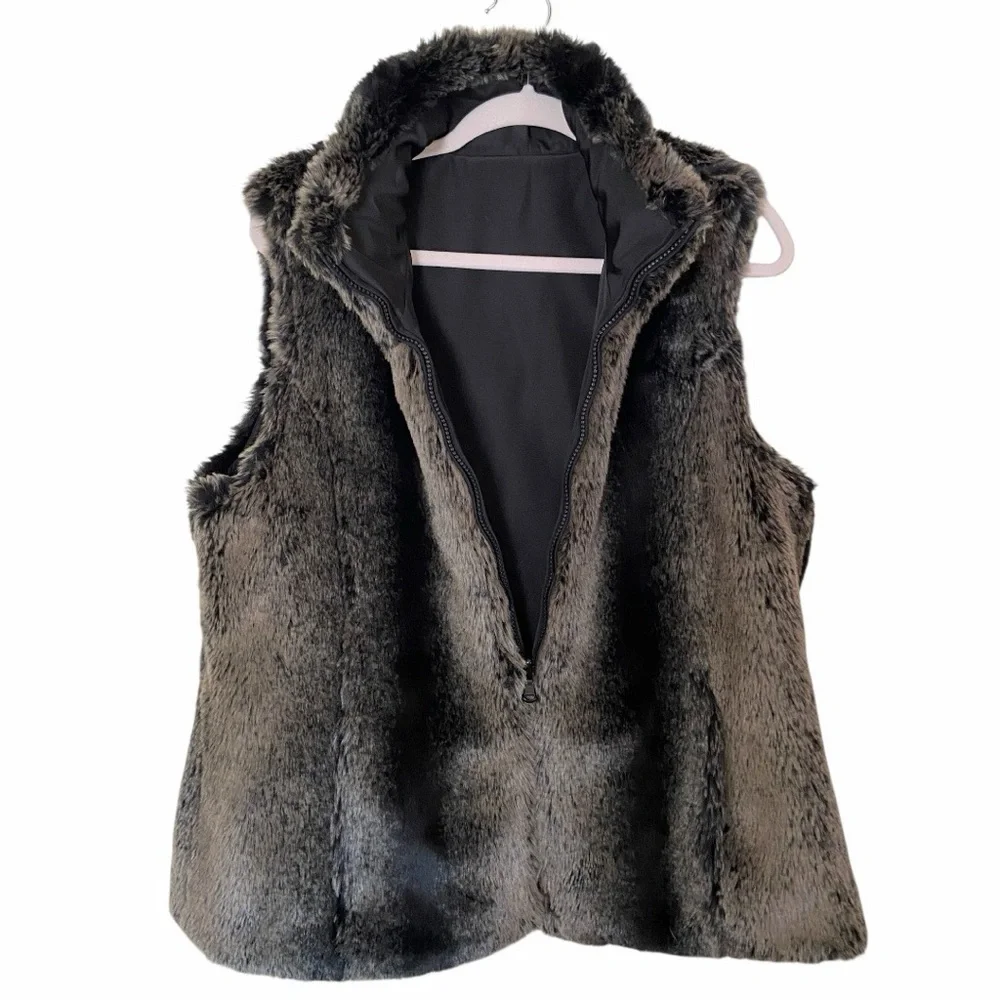 Cozy Faux Fur Vest Women’s Black Brown Gray Sleeveless Zip Front Size Large